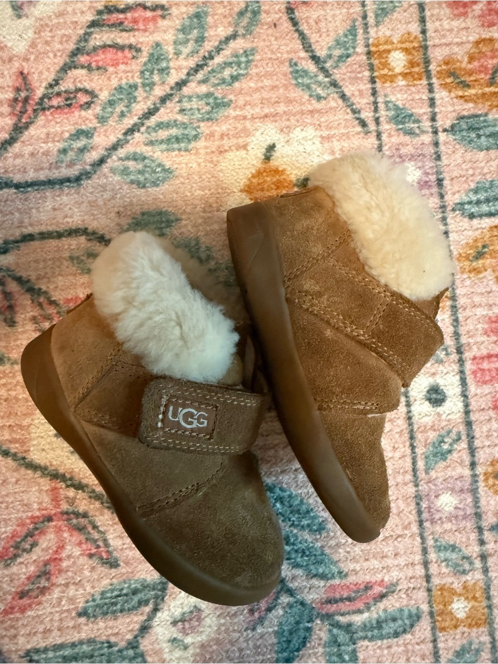 UGG Kids Chestnut Brown Shearling-Trim Booties